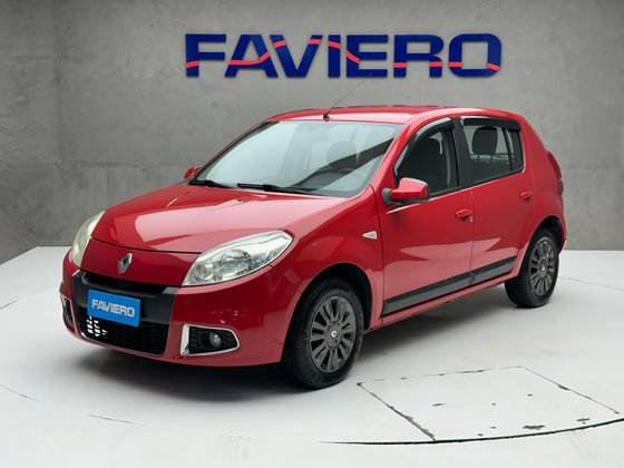 RENAULT SANDERO 1.6 PRIVILÉGE 16V FLEX 4P AUTOMÁTICO